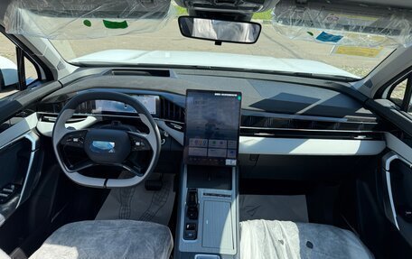Geely Atlas, 2025 год, 16 фотография