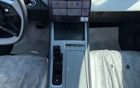 Geely Atlas, 2025 год, 17 фотография