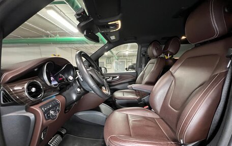 Mercedes-Benz V-Класс, 2017 год, 5 390 000 рублей, 6 фотография