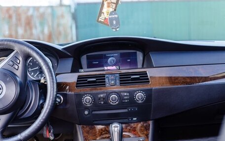 BMW 5 серия, 2006 год, 1 020 000 рублей, 6 фотография