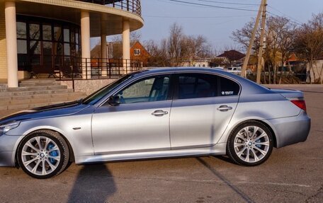 BMW 5 серия, 2006 год, 1 020 000 рублей, 9 фотография
