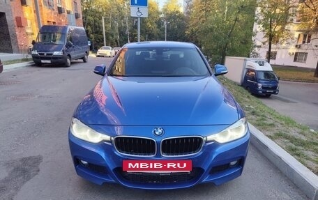 BMW 3 серия, 2018 год, 2 450 000 рублей, 3 фотография