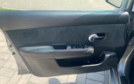 Nissan Tiida, 2012 год, 800 000 рублей, 9 фотография