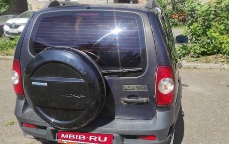 Chevrolet Niva I рестайлинг, 2011 год, 500 000 рублей, 4 фотография