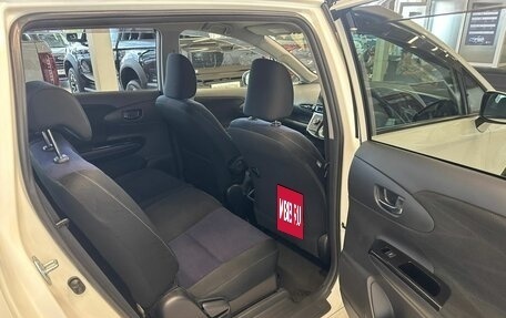 Toyota Wish II, 2013 год, 1 749 999 рублей, 17 фотография