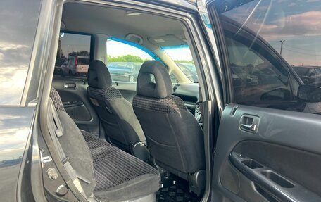 Honda Stream I рестайлинг, 2002 год, 699 999 рублей, 18 фотография