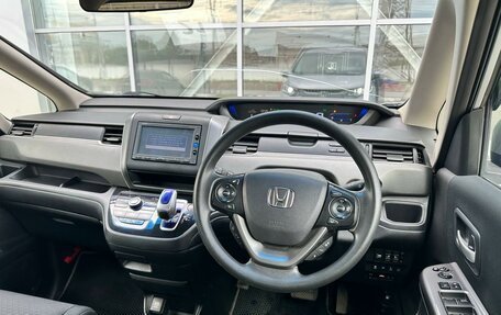 Honda Freed II, 2017 год, 1 550 000 рублей, 8 фотография