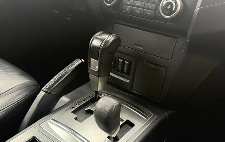 Mitsubishi Pajero IV, 2011 год, 1 845 000 рублей, 28 фотография