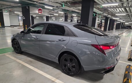 Hyundai Elantra, 2021 год, 2 080 000 рублей, 4 фотография