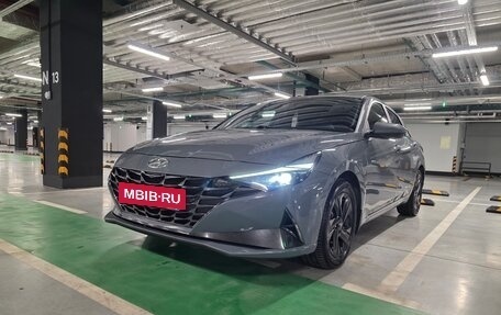 Hyundai Elantra, 2021 год, 2 080 000 рублей, 10 фотография