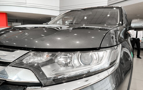 Mitsubishi Outlander III рестайлинг 3, 2015 год, 1 570 000 рублей, 21 фотография