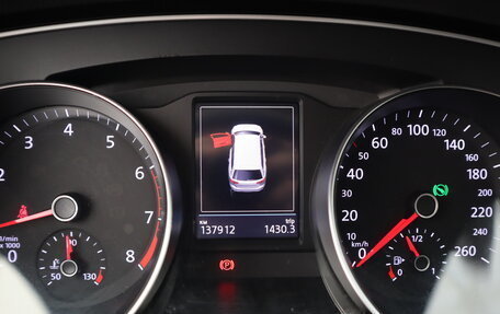 Volkswagen Passat B8 рестайлинг, 2016 год, 2 100 000 рублей, 12 фотография