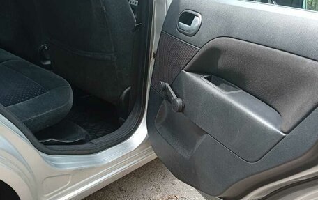Ford Fiesta, 2005 год, 345 000 рублей, 11 фотография