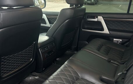 Toyota Land Cruiser 200, 2018 год, 7 600 000 рублей, 7 фотография