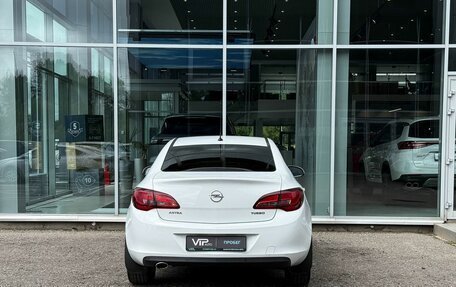 Opel Astra J, 2014 год, 1 137 000 рублей, 6 фотография