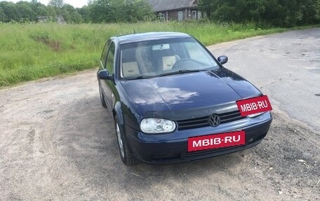 Volkswagen Golf IV, 2000 год, 260 000 рублей, 2 фотография