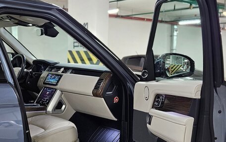 Land Rover Range Rover IV рестайлинг, 2019 год, 9 500 000 рублей, 9 фотография