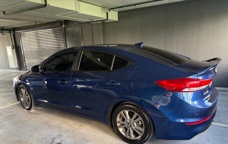 Hyundai Elantra VI рестайлинг, 2018 год, 1 600 000 рублей, 3 фотография
