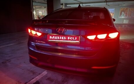 Hyundai Elantra VI рестайлинг, 2018 год, 1 600 000 рублей, 17 фотография