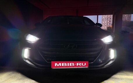 Hyundai Elantra VI рестайлинг, 2018 год, 1 600 000 рублей, 16 фотография
