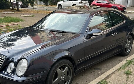 Mercedes-Benz CLK-Класс, 2001 год, 500 000 рублей, 3 фотография