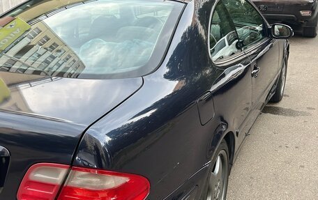 Mercedes-Benz CLK-Класс, 2001 год, 500 000 рублей, 6 фотография