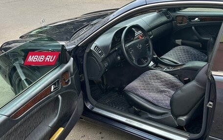 Mercedes-Benz CLK-Класс, 2001 год, 500 000 рублей, 11 фотография