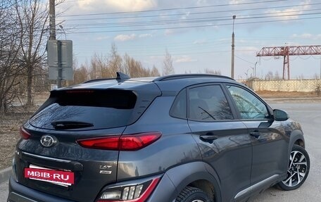 Hyundai Kona I, 2021 год, 2 100 000 рублей, 2 фотография