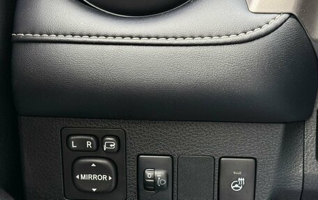 Toyota RAV4, 2017 год, 2 397 000 рублей, 17 фотография