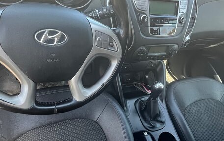 Hyundai ix35 I рестайлинг, 2013 год, 1 200 000 рублей, 5 фотография
