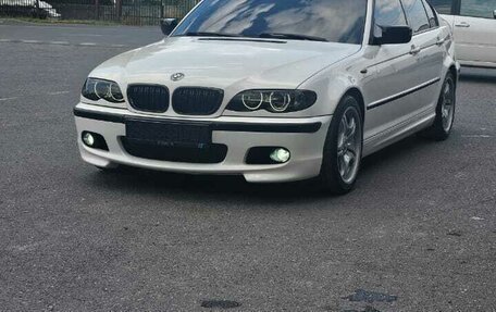 BMW 3 серия, 2004 год, 1 100 000 рублей, 1 фотография