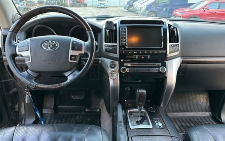 Toyota Land Cruiser 200, 2013 год, 3 400 000 рублей, 8 фотография