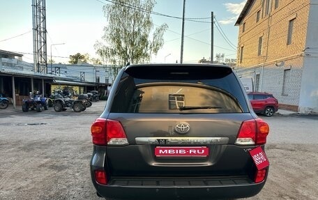 Toyota Land Cruiser 200, 2013 год, 3 400 000 рублей, 4 фотография