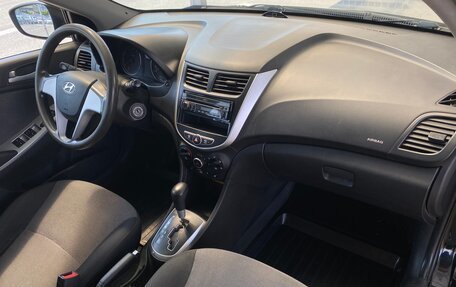 Hyundai Solaris II рестайлинг, 2013 год, 697 000 рублей, 13 фотография