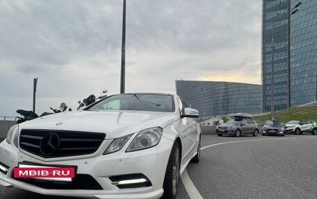 Mercedes-Benz E-Класс, 2012 год, 1 149 000 рублей, 7 фотография