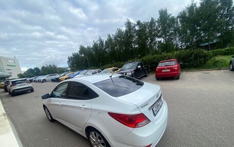 Hyundai Solaris II рестайлинг, 2013 год, 850 000 рублей, 3 фотография