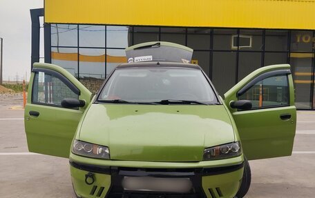 Fiat Punto III Punto Evo рестайлинг, 2003 год, 300 000 рублей, 3 фотография