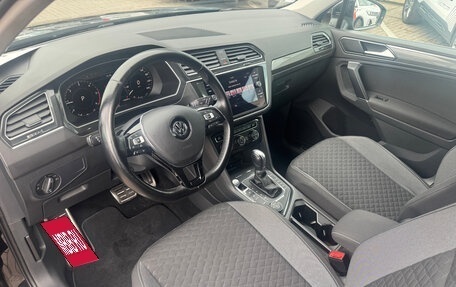 Volkswagen Tiguan II, 2018 год, 2 199 000 рублей, 12 фотография