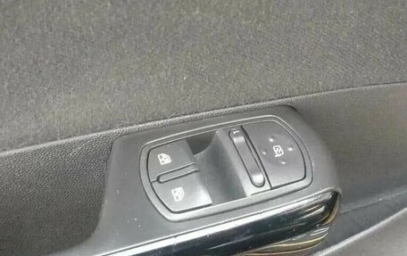 Opel Corsa D, 2012 год, 600 000 рублей, 10 фотография