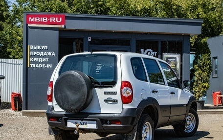 Chevrolet Niva I рестайлинг, 2017 год, 689 000 рублей, 3 фотография