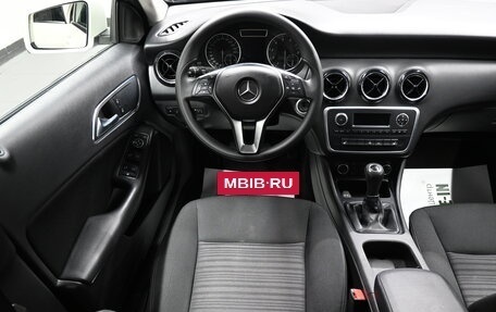 Mercedes-Benz A-Класс, 2013 год, 1 245 000 рублей, 11 фотография