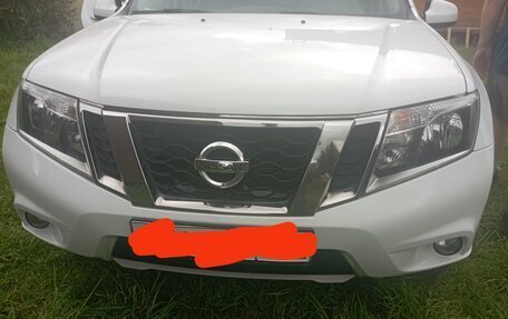Nissan Terrano III, 2017 год, 1 350 000 рублей, 2 фотография