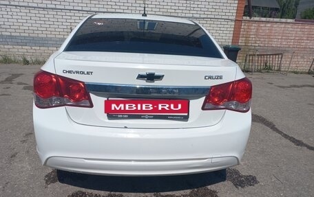Chevrolet Cruze II, 2013 год, 700 000 рублей, 2 фотография