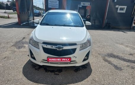 Chevrolet Cruze II, 2013 год, 700 000 рублей, 10 фотография