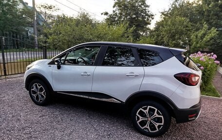 Renault Kaptur I рестайлинг, 2018 год, 1 420 000 рублей, 6 фотография