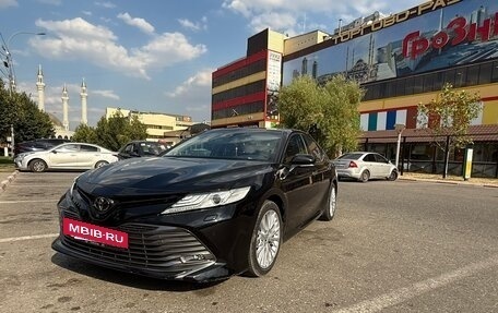 Toyota Camry, 2018 год, 3 100 000 рублей, 7 фотография