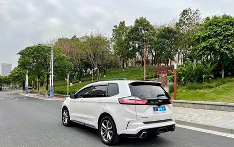 Ford Edge II рестайлинг, 2022 год, 2 270 103 рублей, 9 фотография