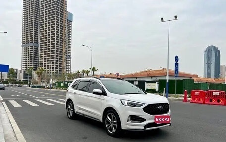 Ford Edge II рестайлинг, 2022 год, 2 270 103 рублей, 2 фотография
