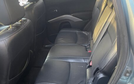 Mitsubishi Outlander III рестайлинг 3, 2007 год, 700 000 рублей, 9 фотография
