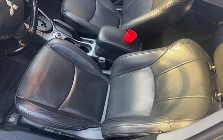 Mitsubishi Outlander III рестайлинг 3, 2007 год, 700 000 рублей, 13 фотография
